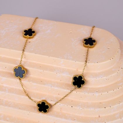 Náhrdelník s květy v černé barvě Stainless Steel - zlatý
