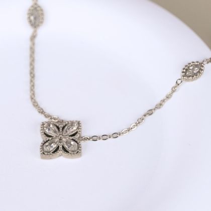 Náhrdelník čtyřlístek s kamínky Stainless Steel - stříbrný